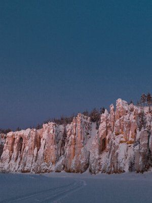 Winter on the Sinyaya River. The Sinyaya Pillars